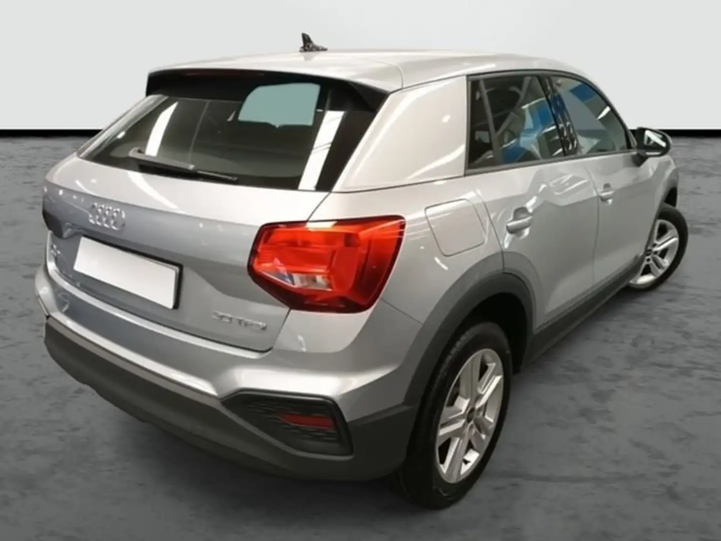 Audi Q2 Edition 30 TFSI 85 kW (116 CV) Plateado - 2