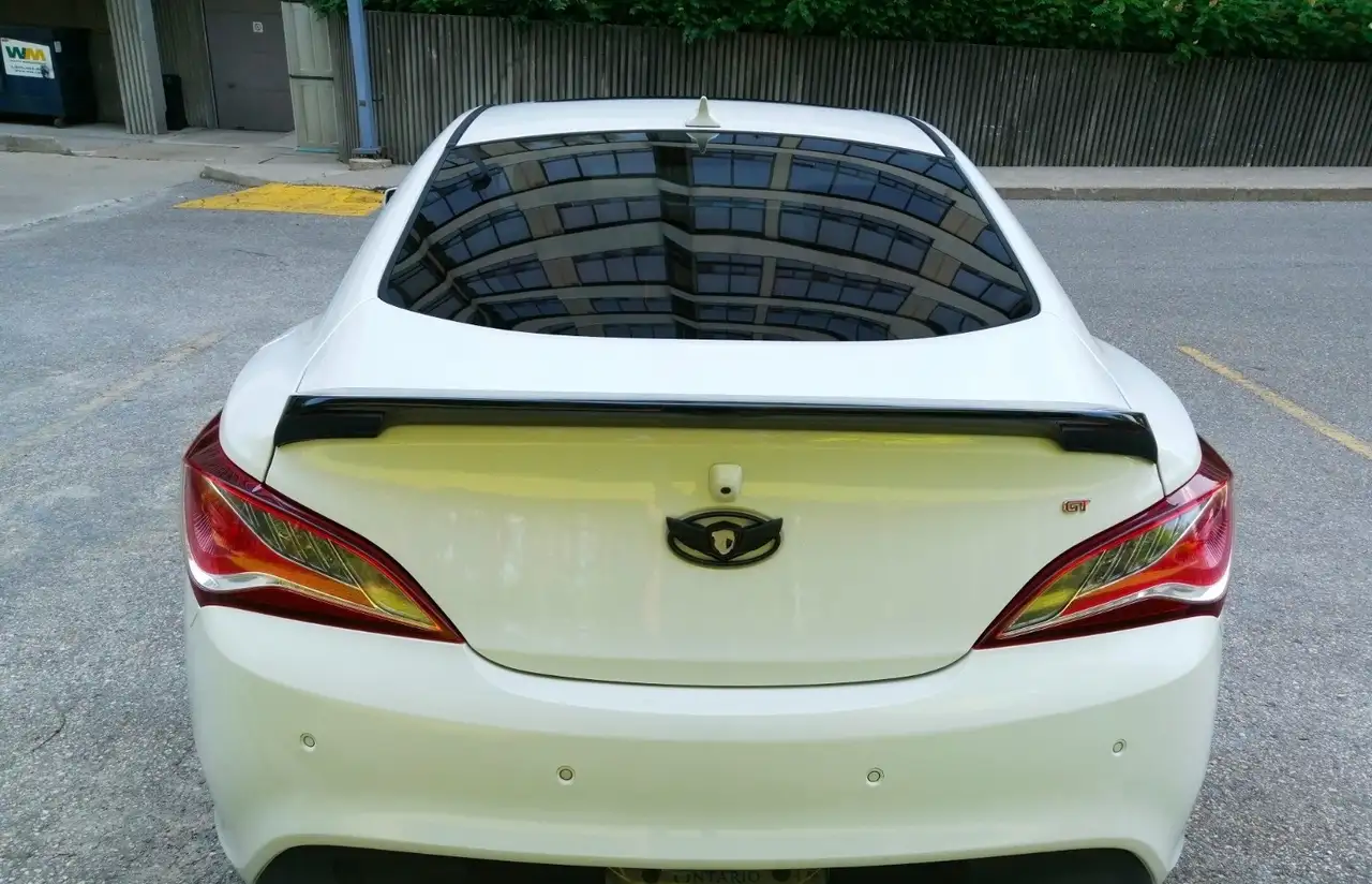 Hyundai Genesis Coupe снимка Hyundai Genesis Coupe