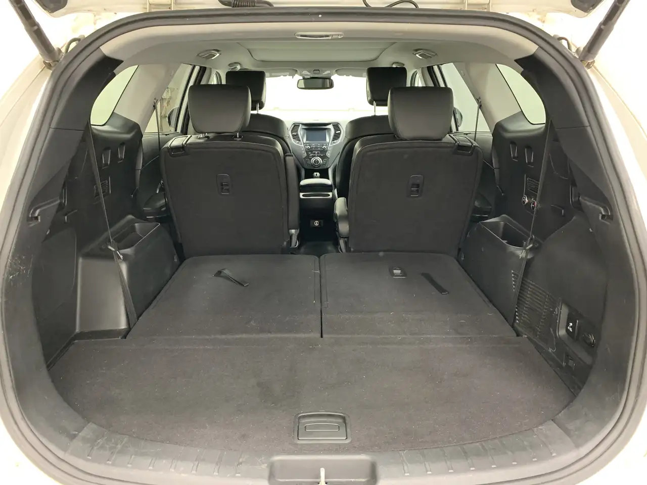 Hyundai SANTA FE снимка Hyundai SANTA FE