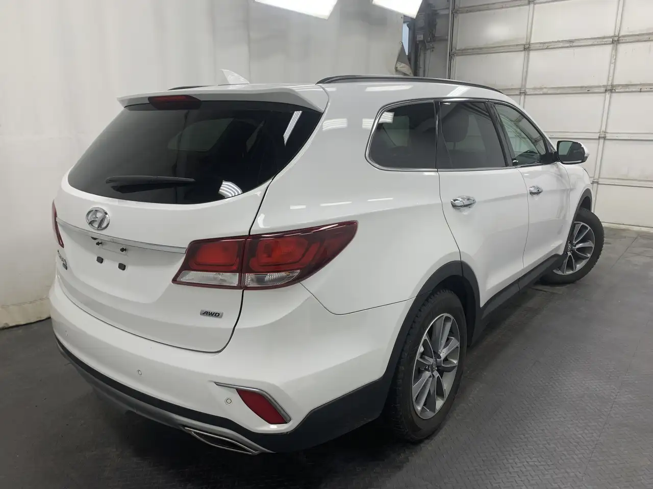 Hyundai SANTA FE снимка Hyundai SANTA FE