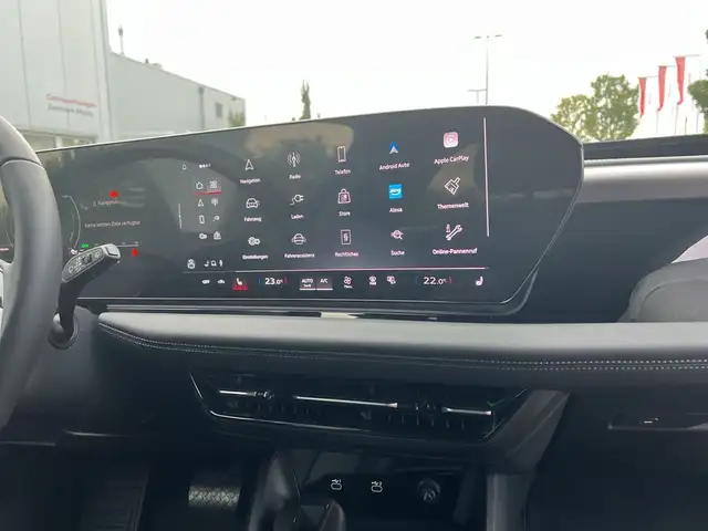 Audi A6 E-Tron view 12