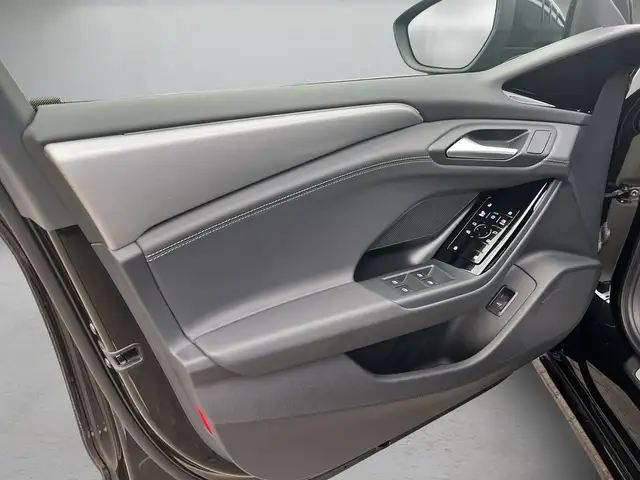 Audi A6 E-Tron view 7