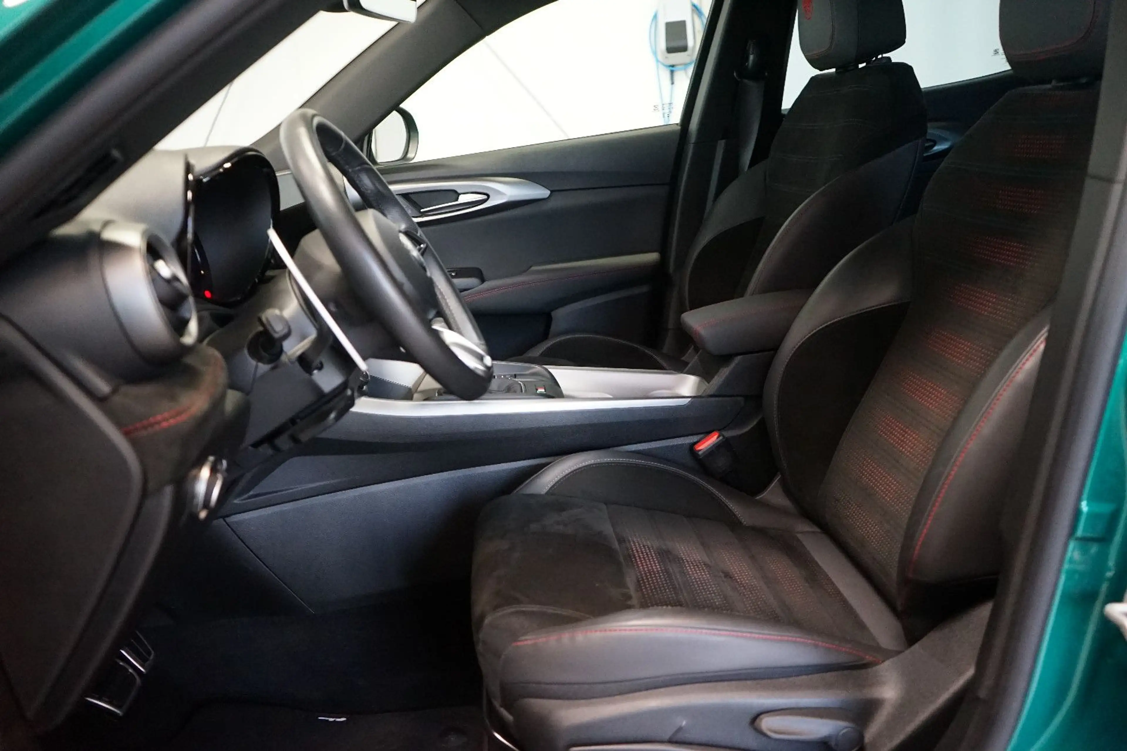 Alfa Romeo Tonale 1.5 VGT Veloce MHEV ACC+Kamera+Lenkradhz — photo 11