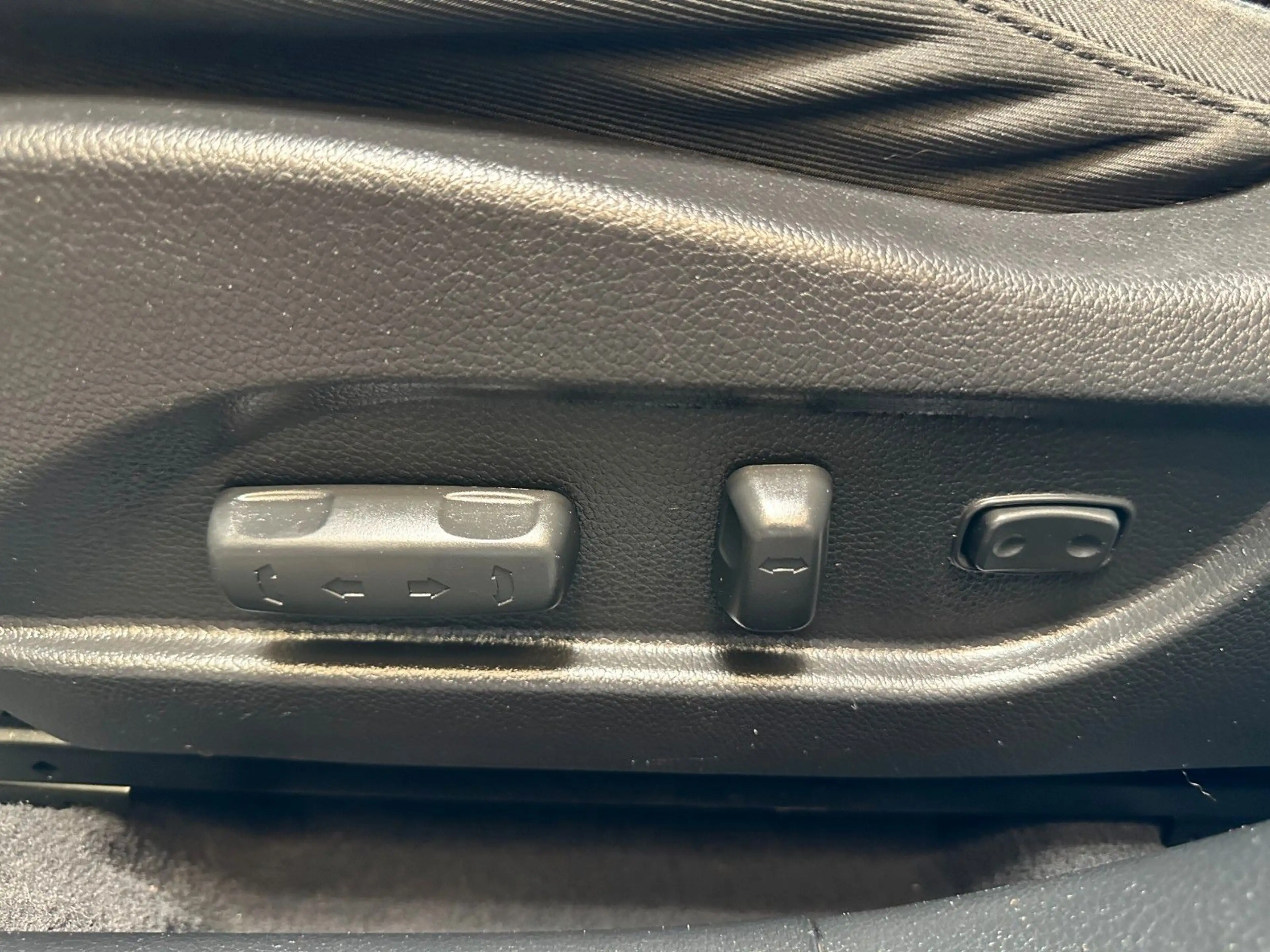 Hyundai i40 cw blue Premium *Navi*TOP*AHK* — photo 11