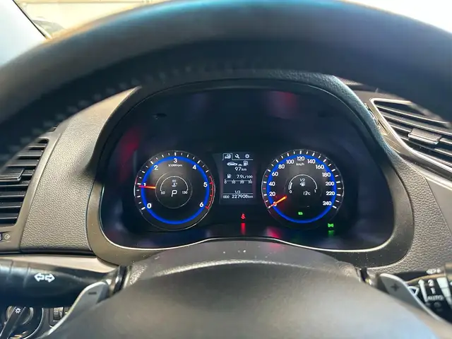 Hyundai I40 view 14