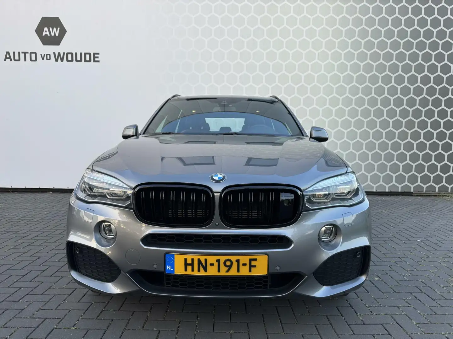 BMW X5 xDrive40e High Executive Pano Headup M sport Black Grijs - 2