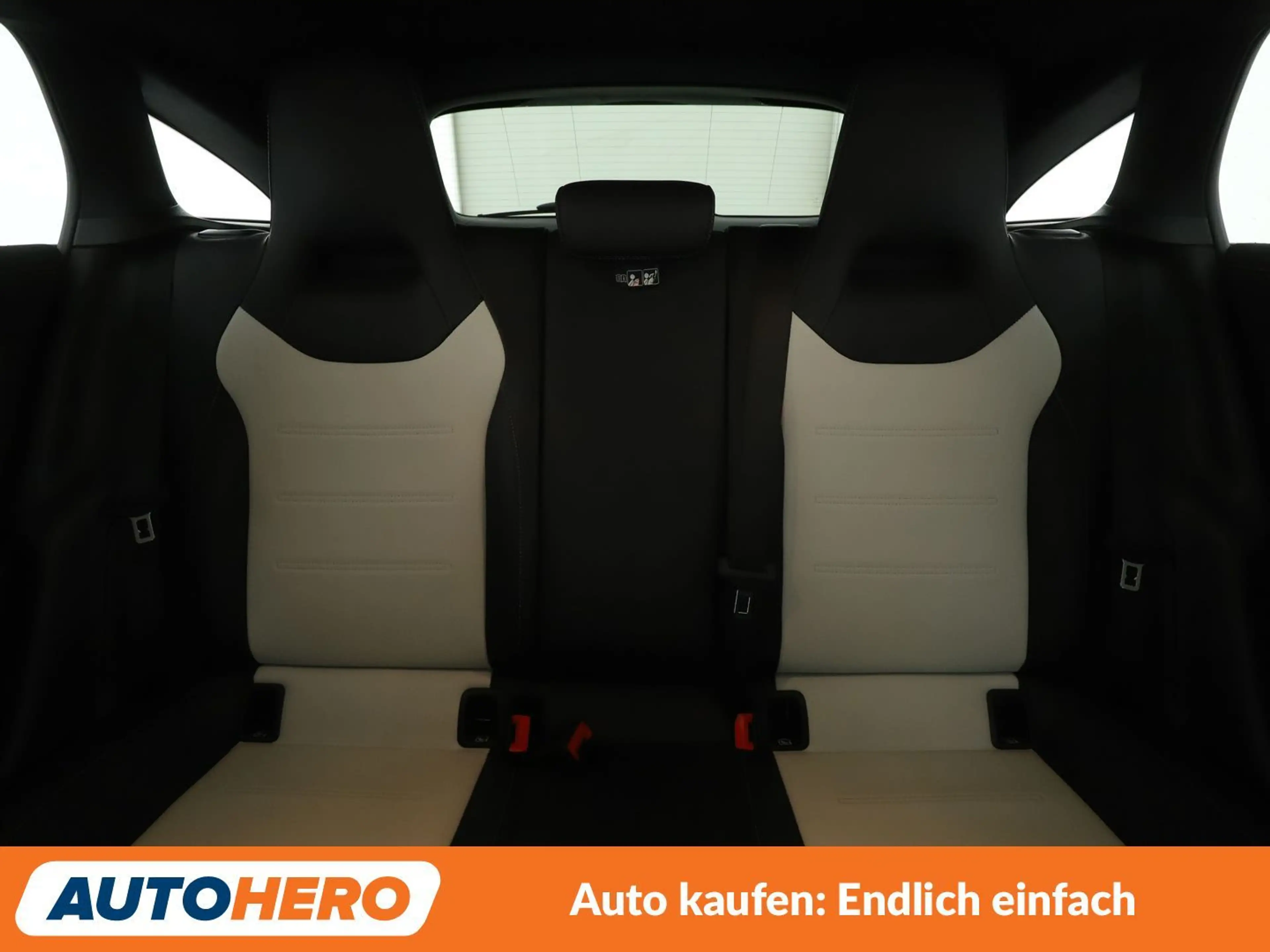 Mercedes-Benz CLA 35 AMG Shooting Brake AMG 4Matic Aut.*LED*NAVI*TEMPO*PDC* — photo 15
