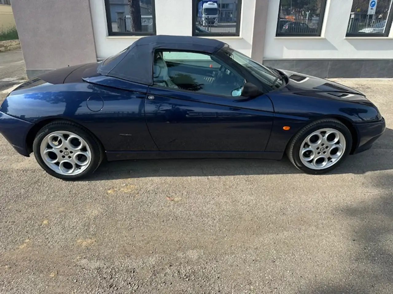 Alfa Romeo Spider 2.0 cat., foto 1