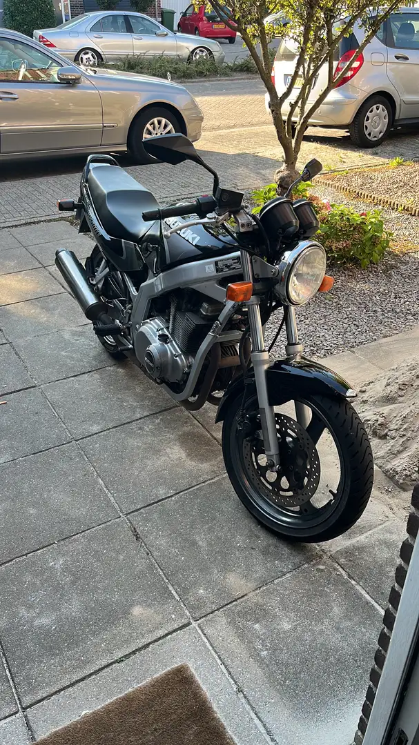 Suzuki GS 500 e - 2