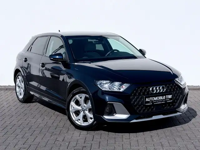 Audi A1 view 3