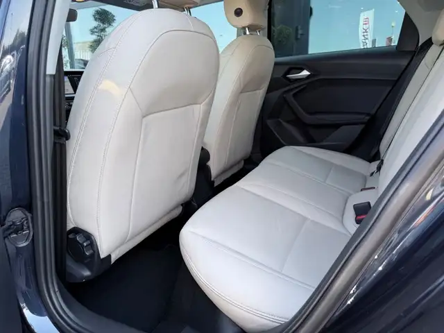 Audi A1 view 13