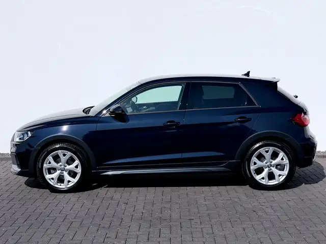 Audi A1 view 8
