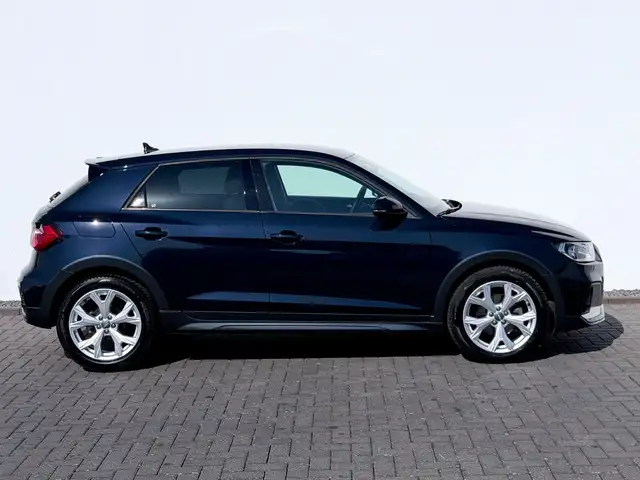 Audi A1 view 4