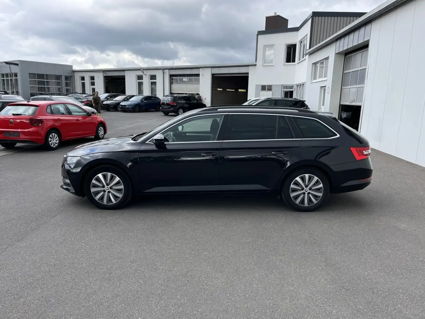 Skoda Superb Combi 1.4 TSI e-Hybrid Ambition 163€ m. 20% Anza Negro - 2