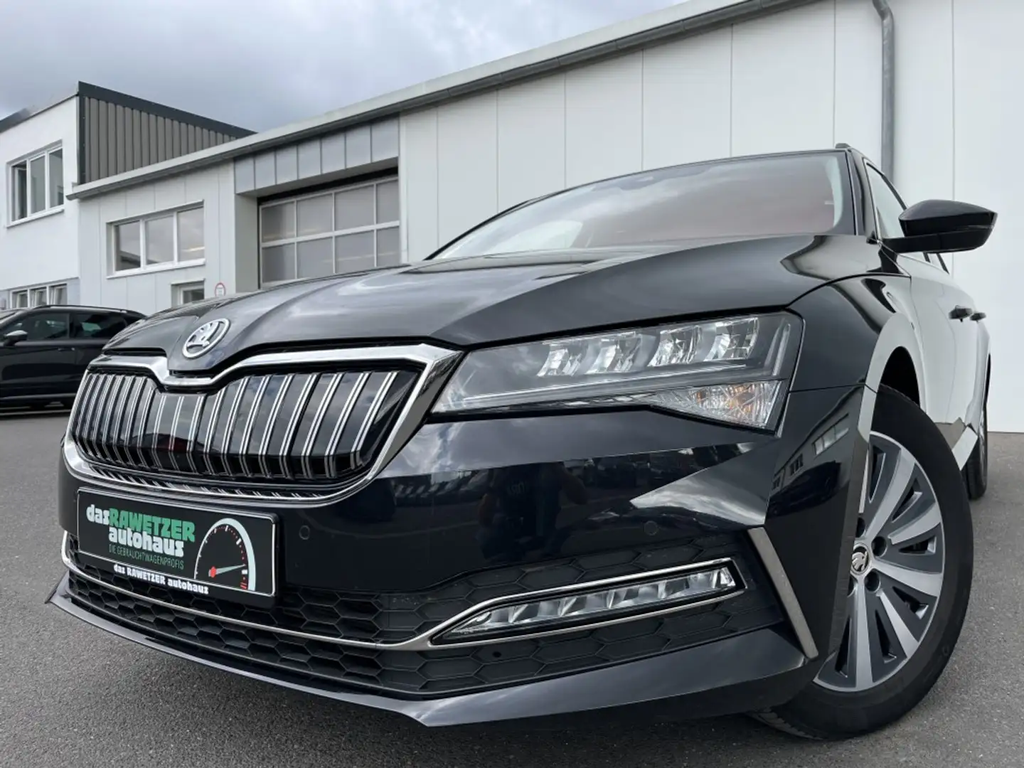 Skoda Superb Combi 1.4 TSI e-Hybrid Ambition 163€ m. 20% Anza Negro - 1