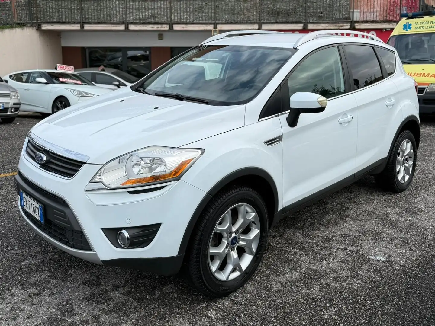 Ford Kuga Kuga I 2009 2.0 tdci 140cv Blanc - 1