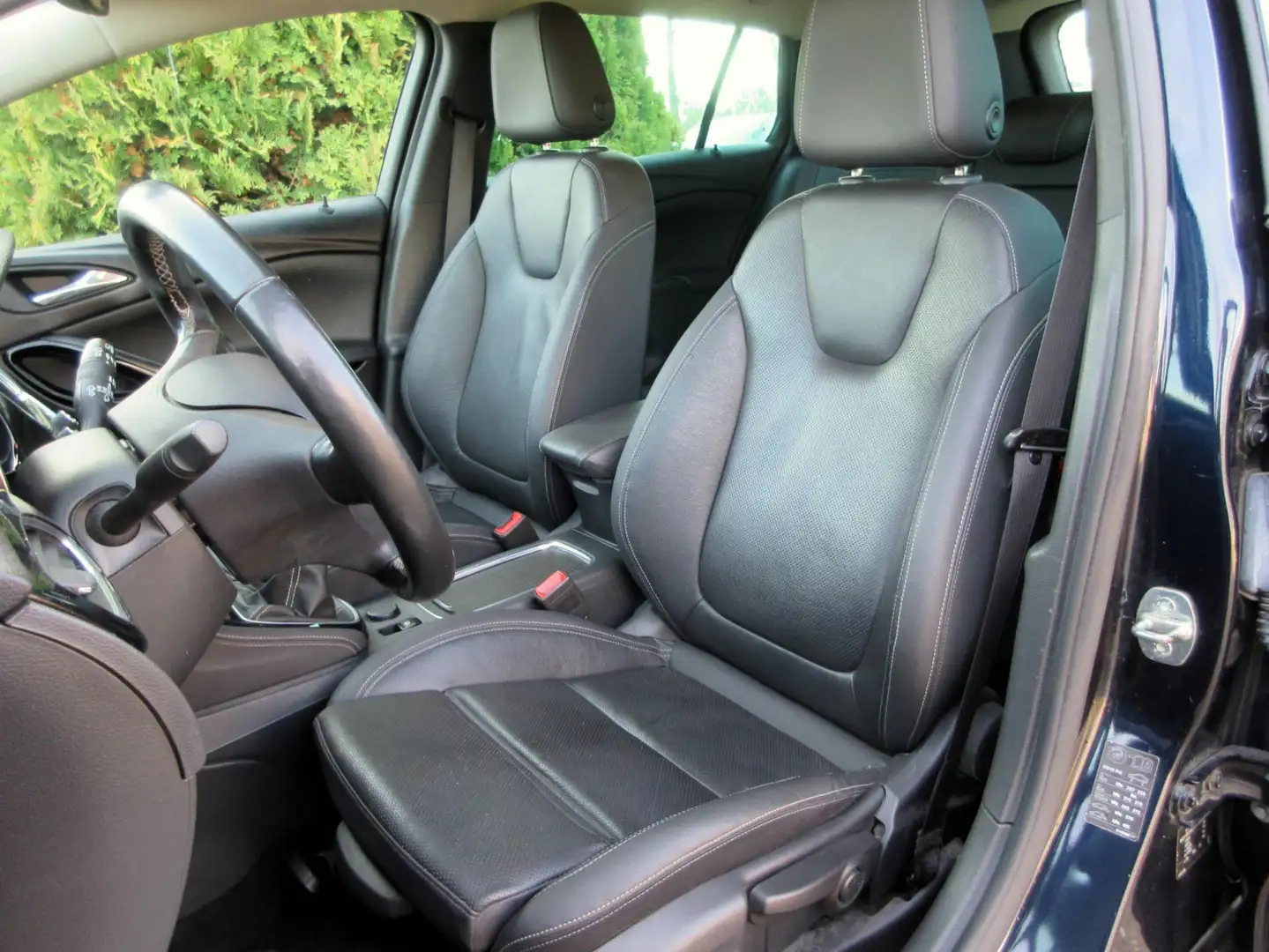 Opel Astra Sports Tourer 1.4 Turbo Innovation*Leder*Trekhaak* Bleu - 2