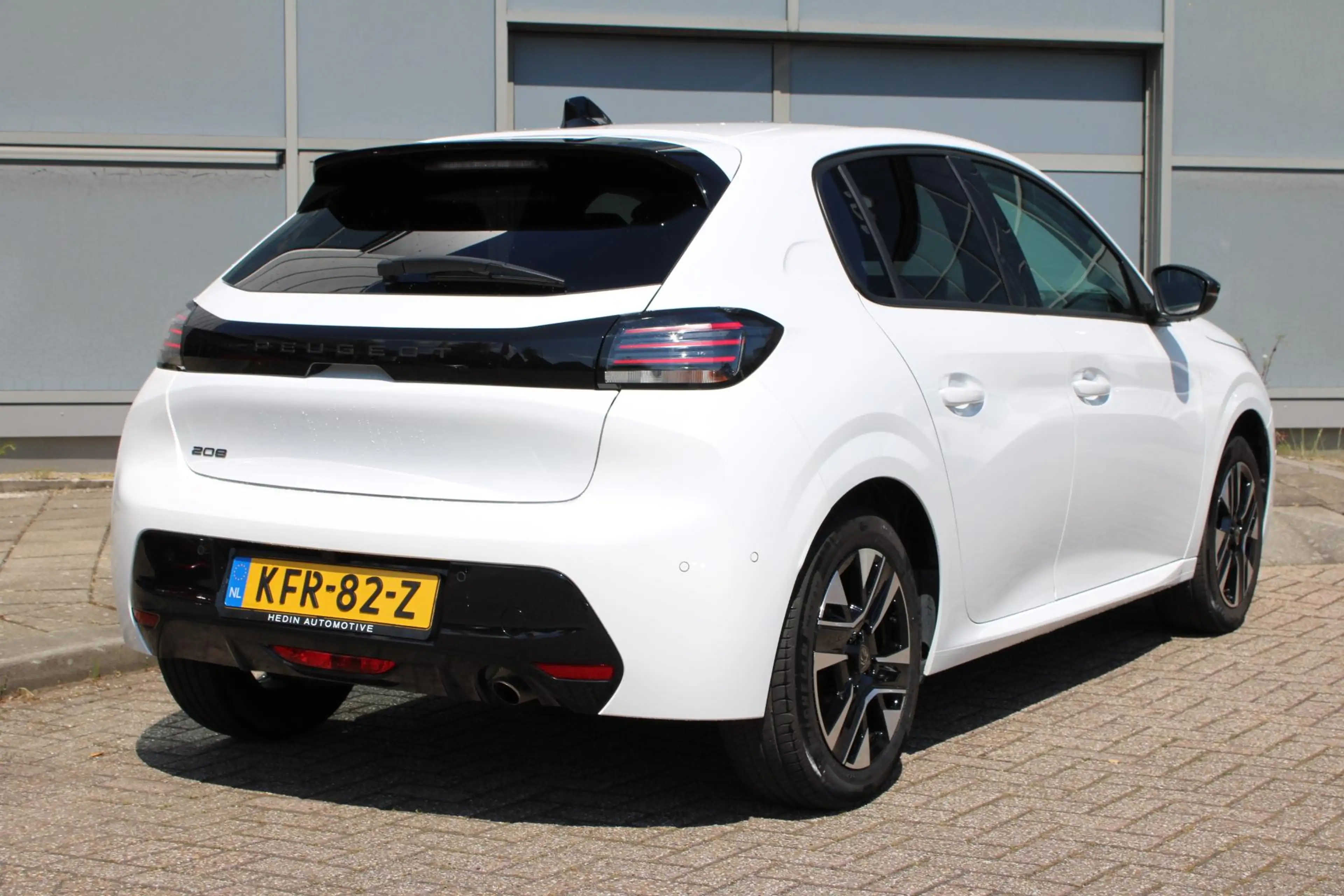 Peugeot 208 1.2 100PK Allure | Navigatie | Camera | Climate co — photo 2