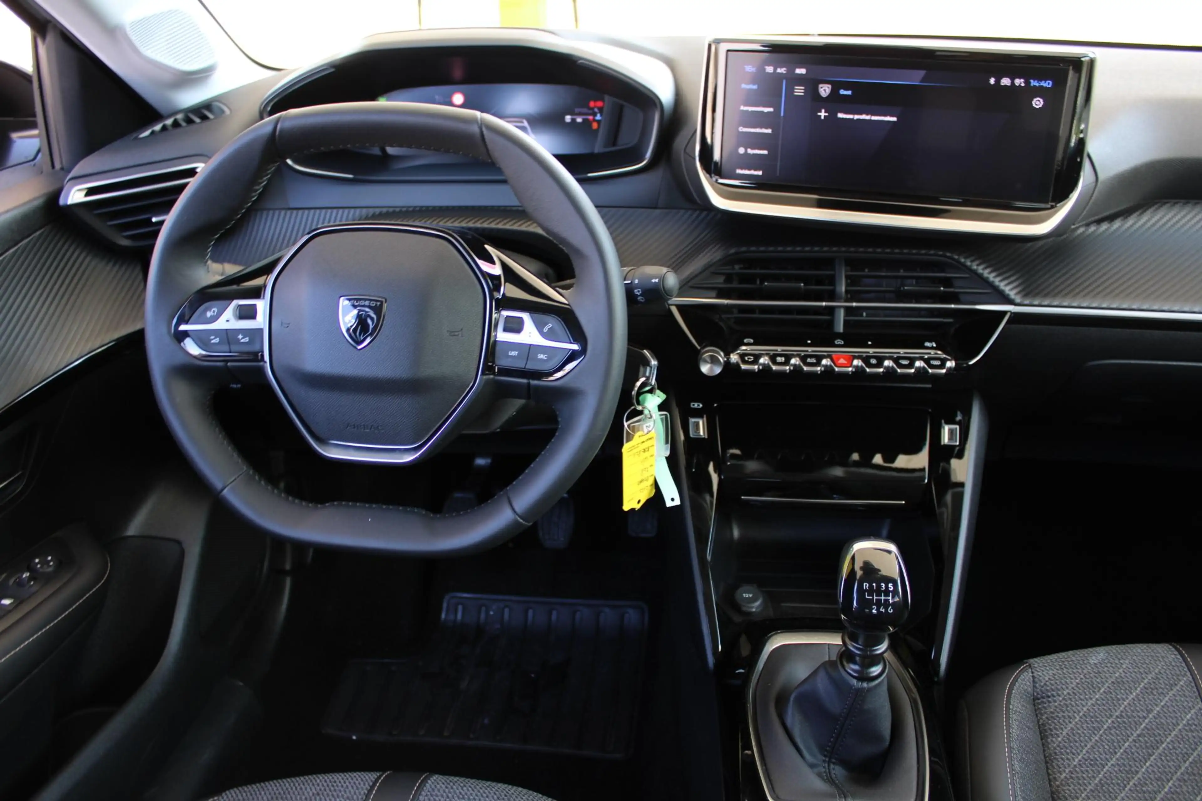 Peugeot 208 1.2 100PK Allure | Navigatie | Camera | Climate co — photo 3