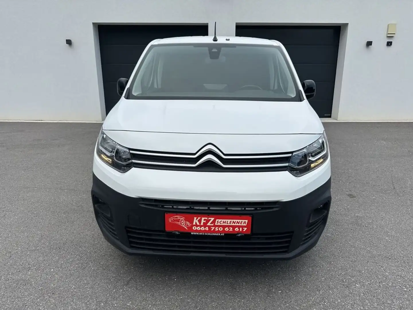 Citroen Berlingo KW Komfort Plus Aut./AHK Bianco - 2