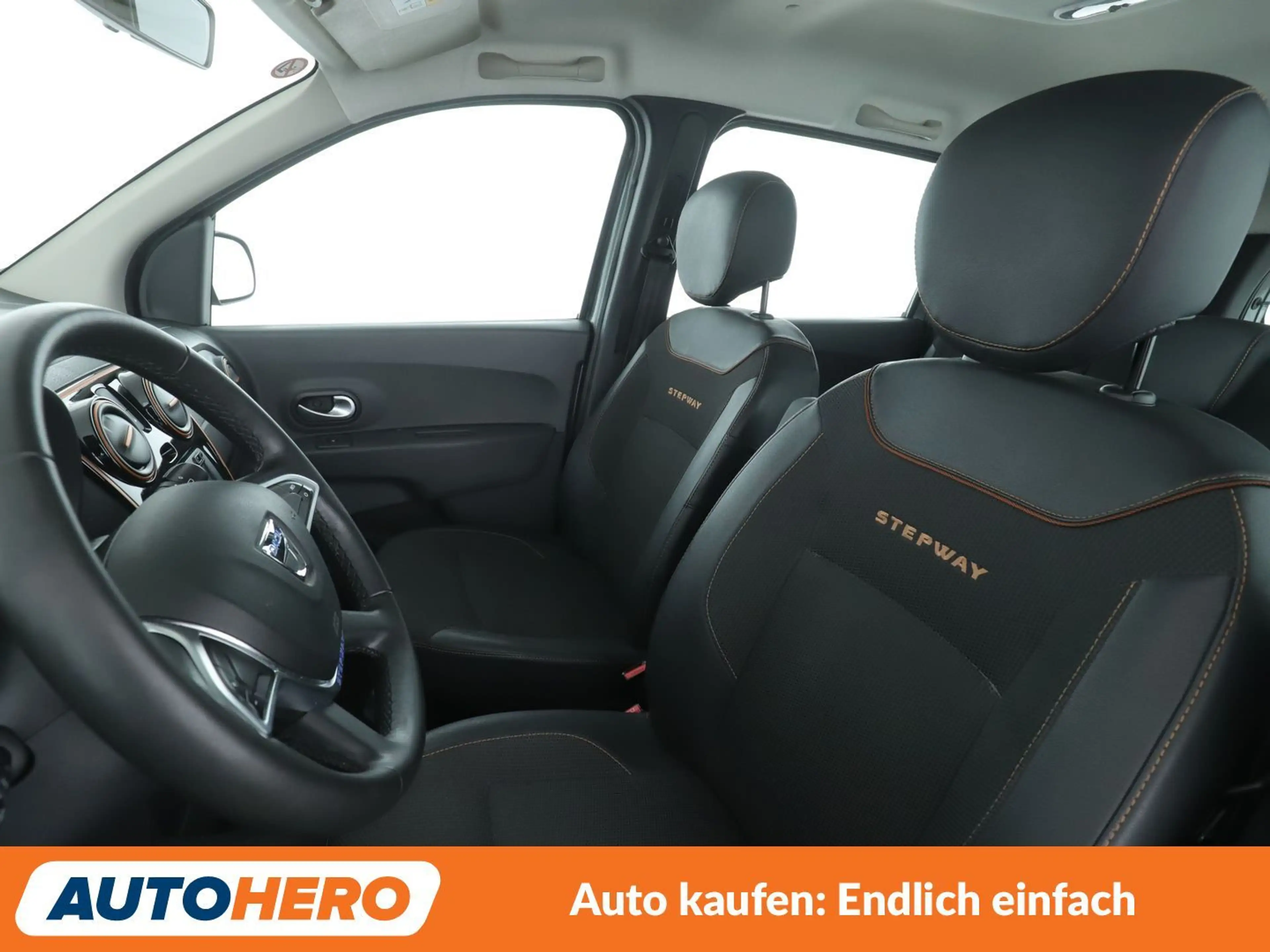 Dacia Lodgy 1.2 TCe Stepway Celebration*NAVI*TEMPO*CAM* — photo 10