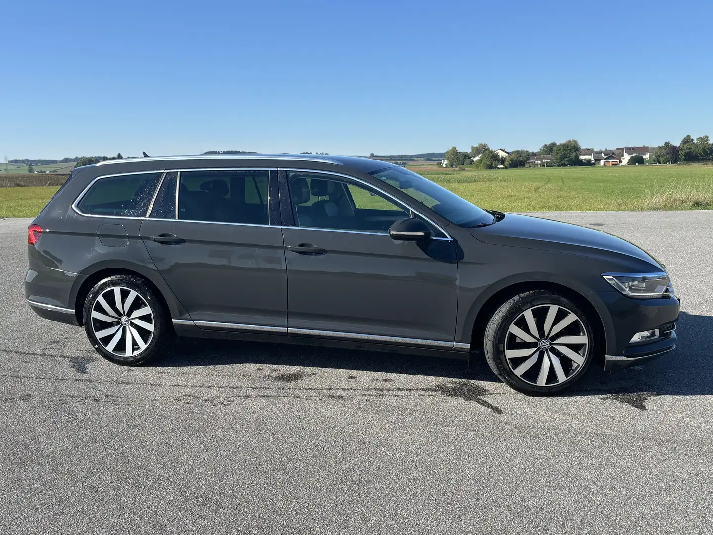 Volkswagen Passat Variant Highline BMT/Start-Stopp Grau - 2