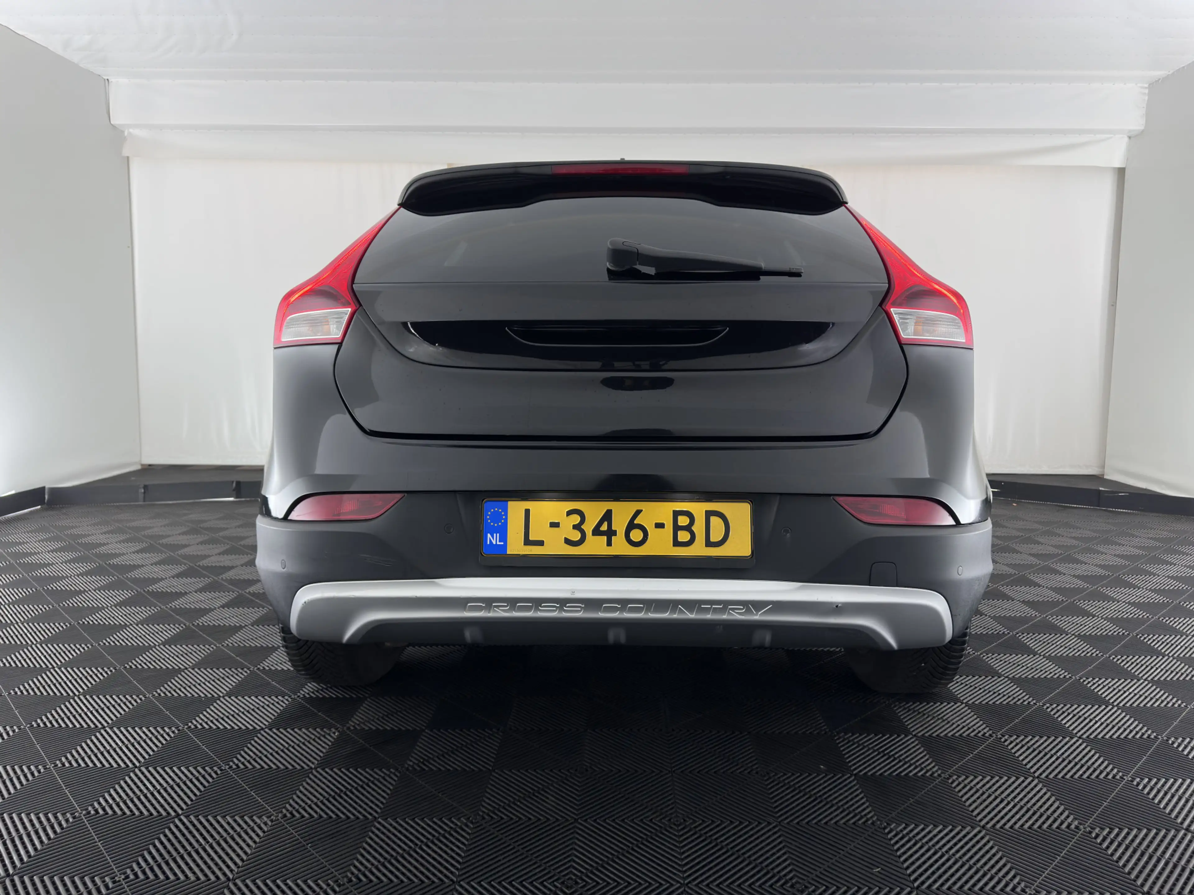 Volvo V40 Cross Country 2.0 D2 Momentum *LEATHER | NAVI-FULLMAP | LED-LIGH — photo 5