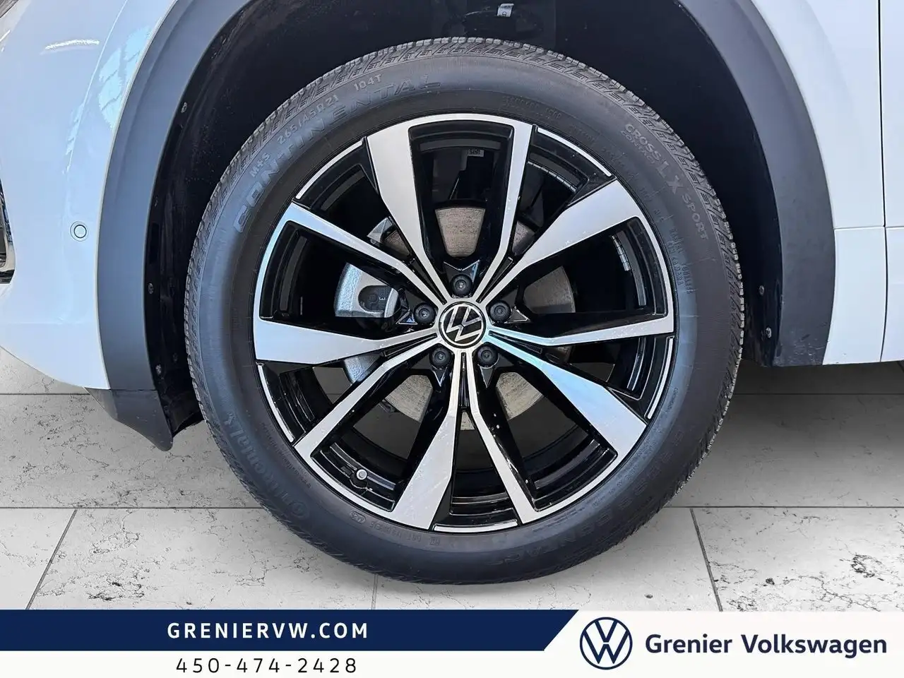 Volkswagen Atlas photo Volkswagen Atlas
