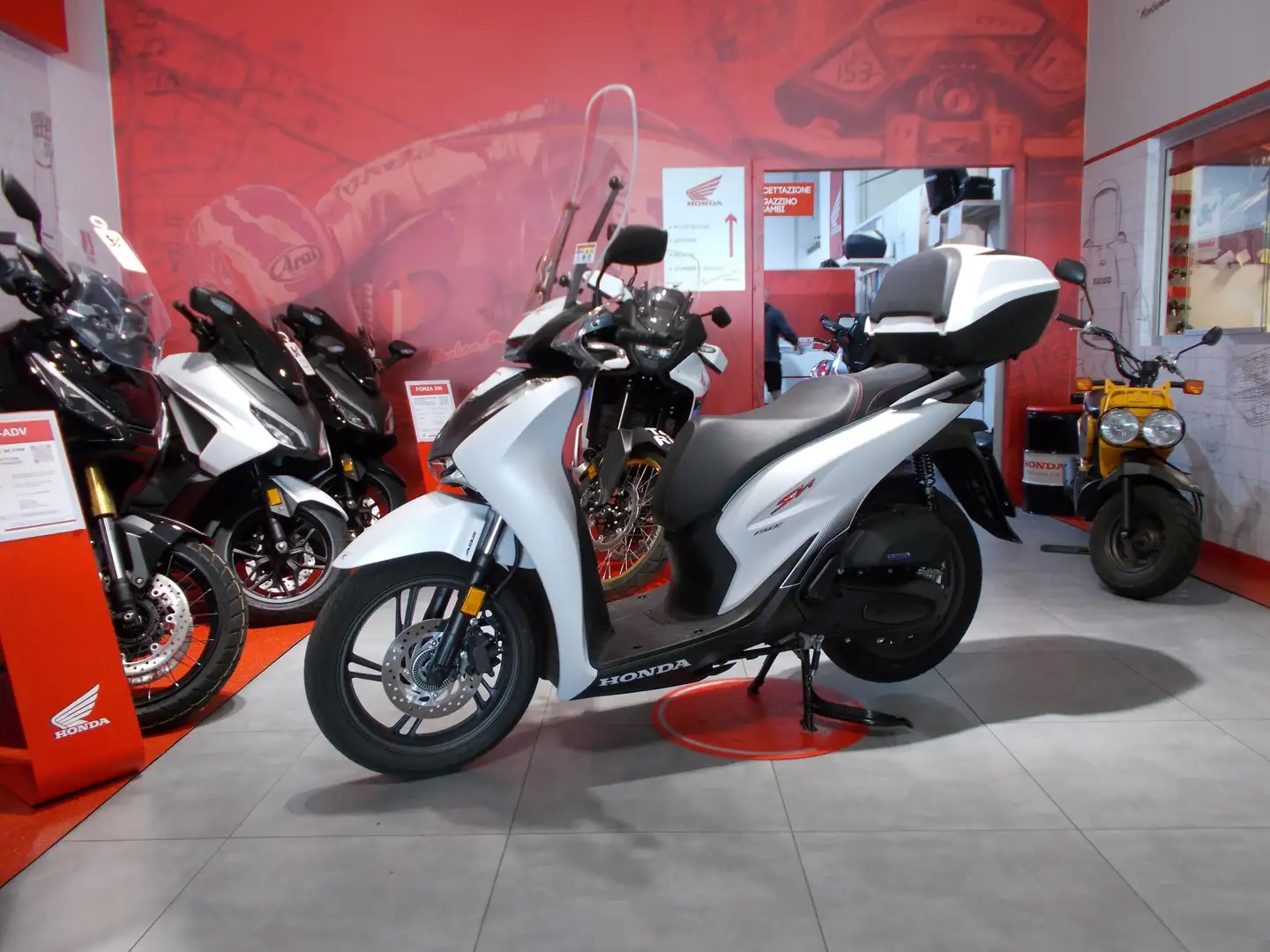 Honda SH 150 i - Sport Bianco - 1