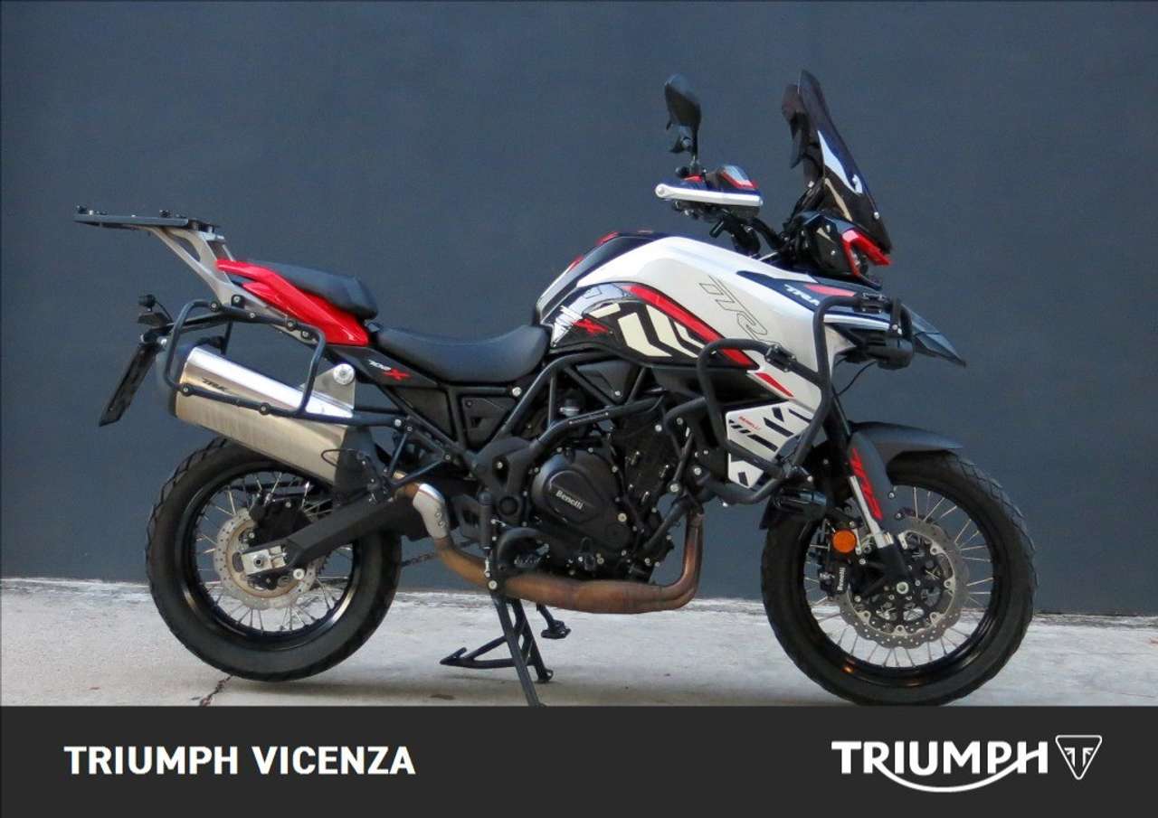 Benelli TRK 702 X abs