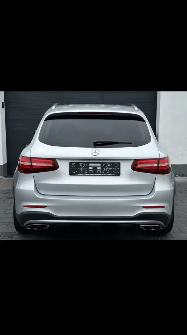 Mercedes-Benz GLC 43 AMG 4Matic 9G-TRONIC Stříbrná - 1