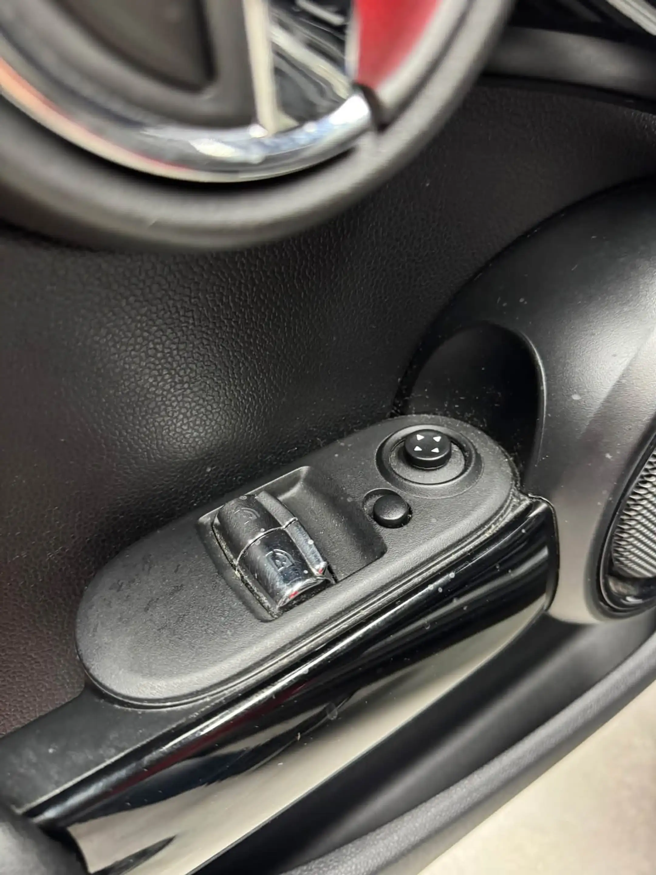 MINI Cooper D Mini 1.5 DA Cooper **12 mois de garantie** — photo 10