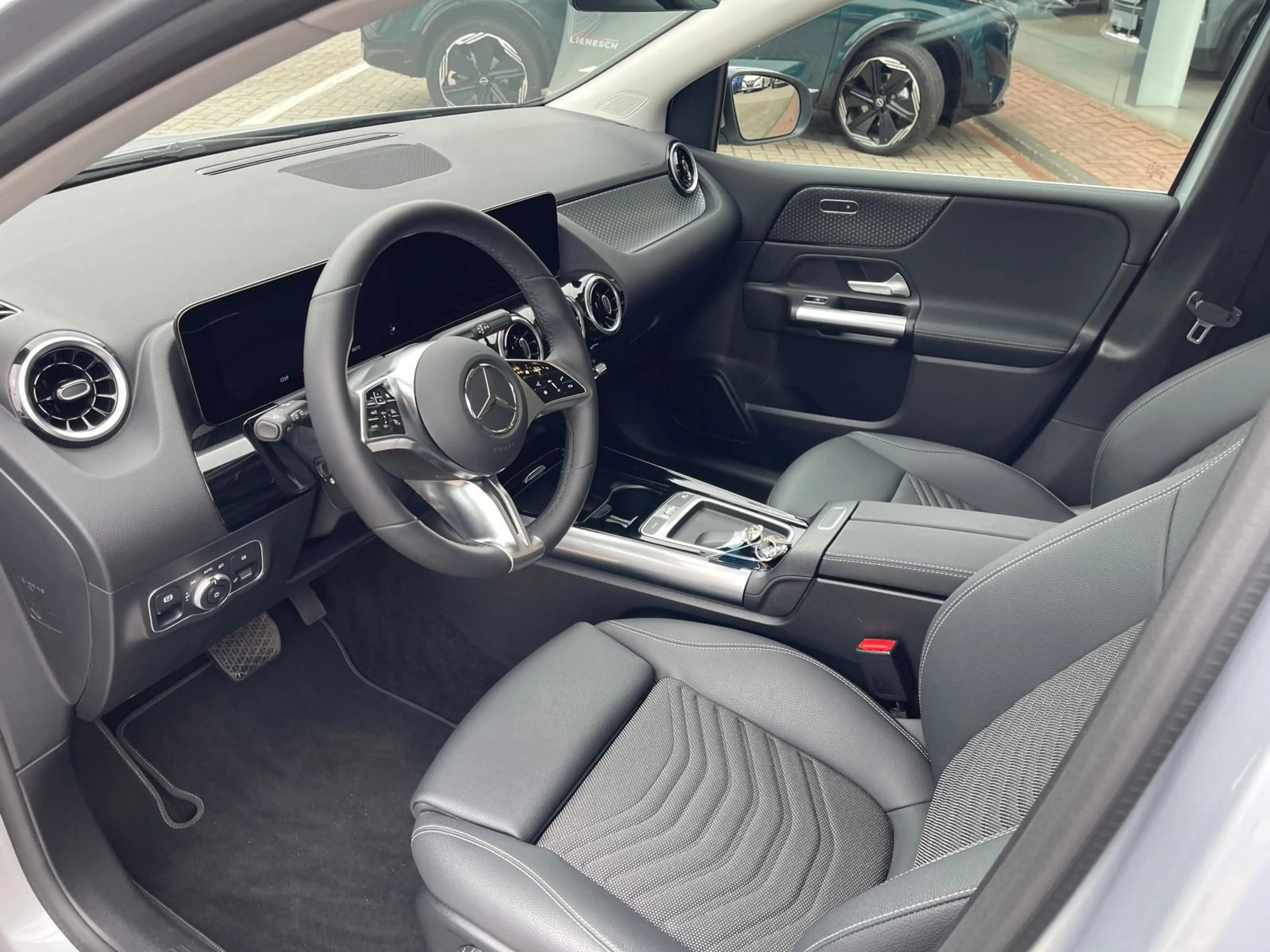 Mercedes-Benz B 200 Progressive Klima Navi 360 Kamera — photo 10