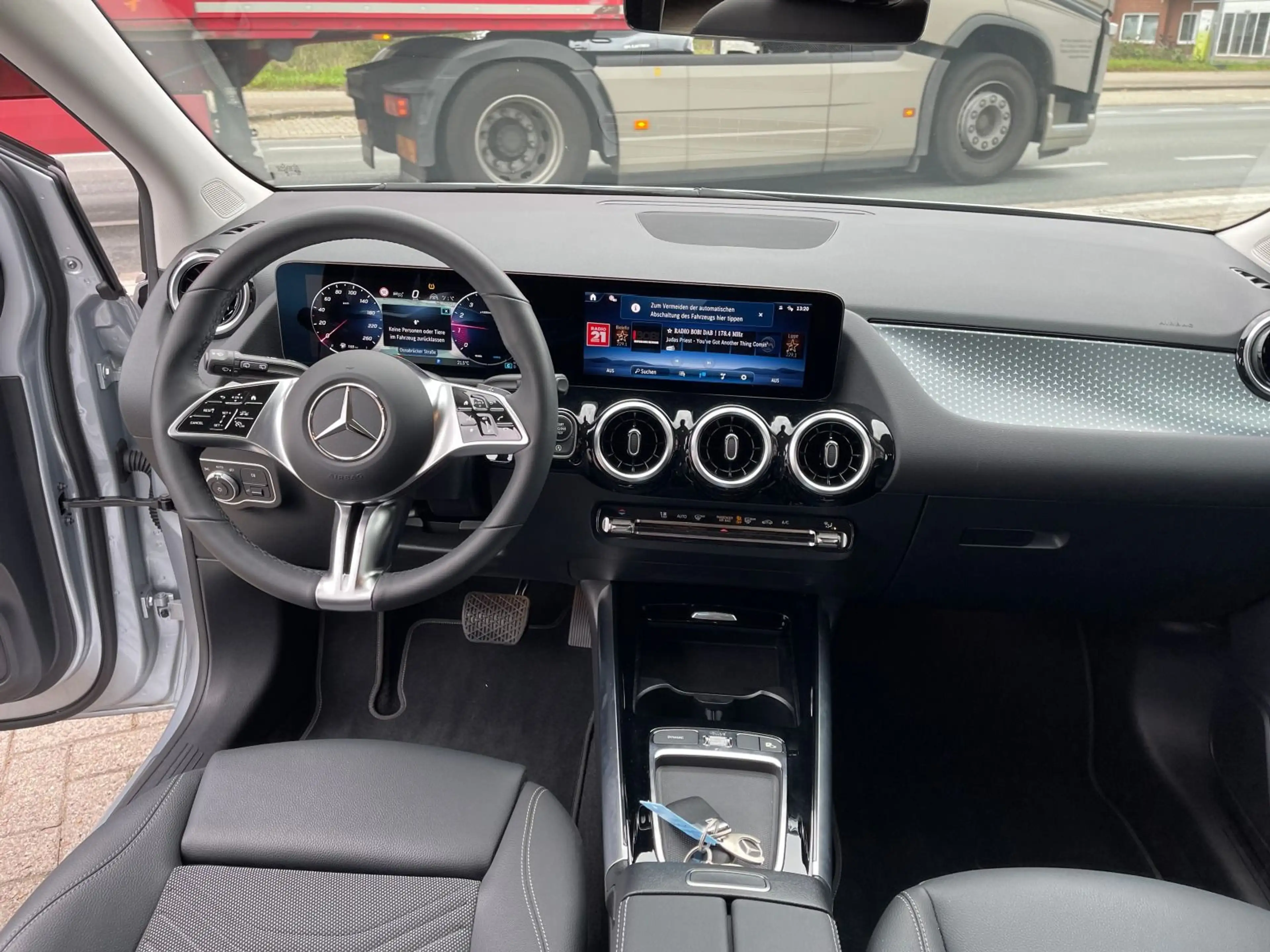 Mercedes-Benz B 200 Progressive Klima Navi 360 Kamera — photo 13