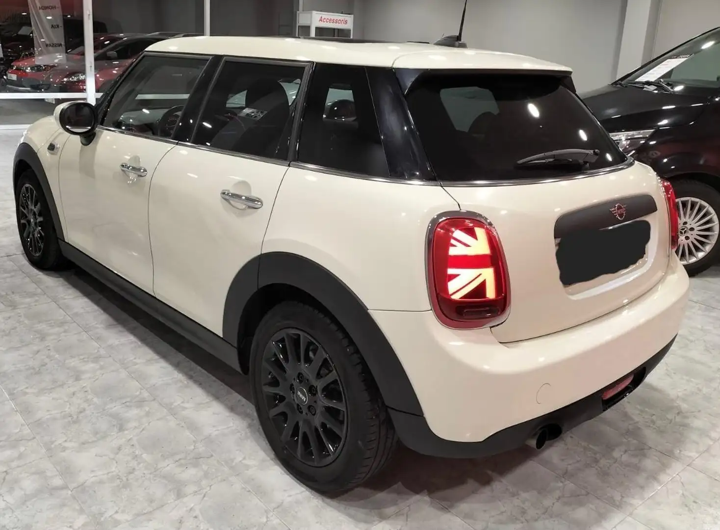 MINI One - 1