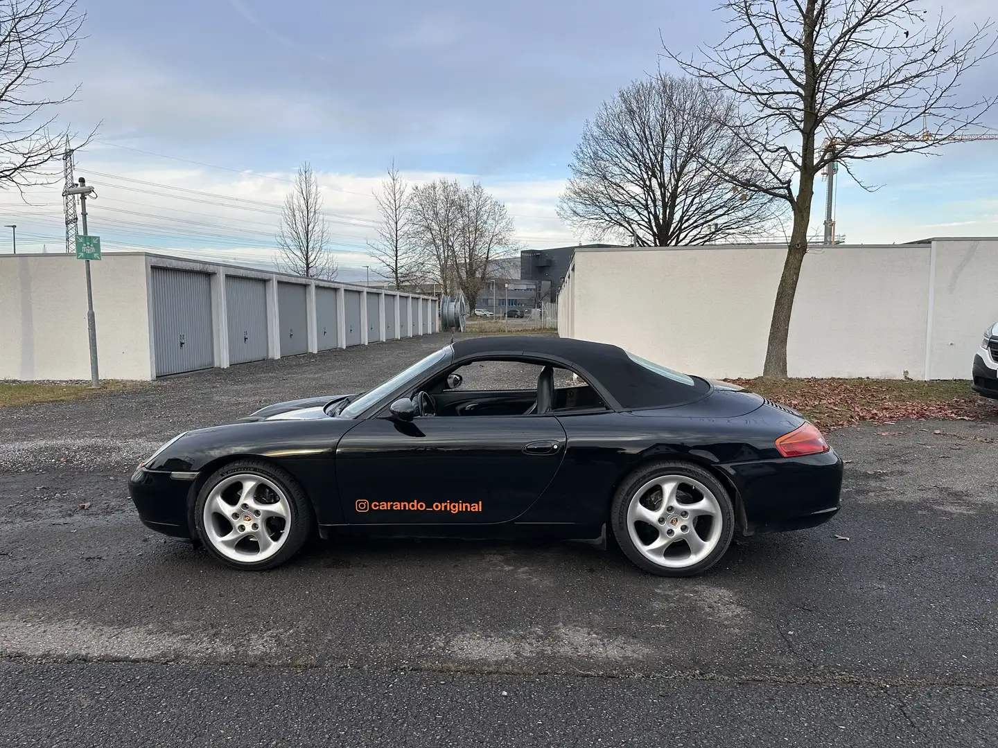 Porsche 911 996 Carrera Cabrio - 1