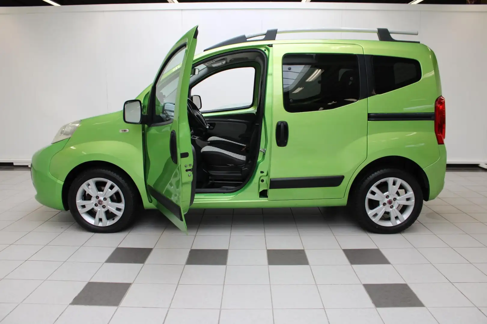 Fiat Qubo 1.4 Dynamic - Trekhaak en NAP Groen - 2