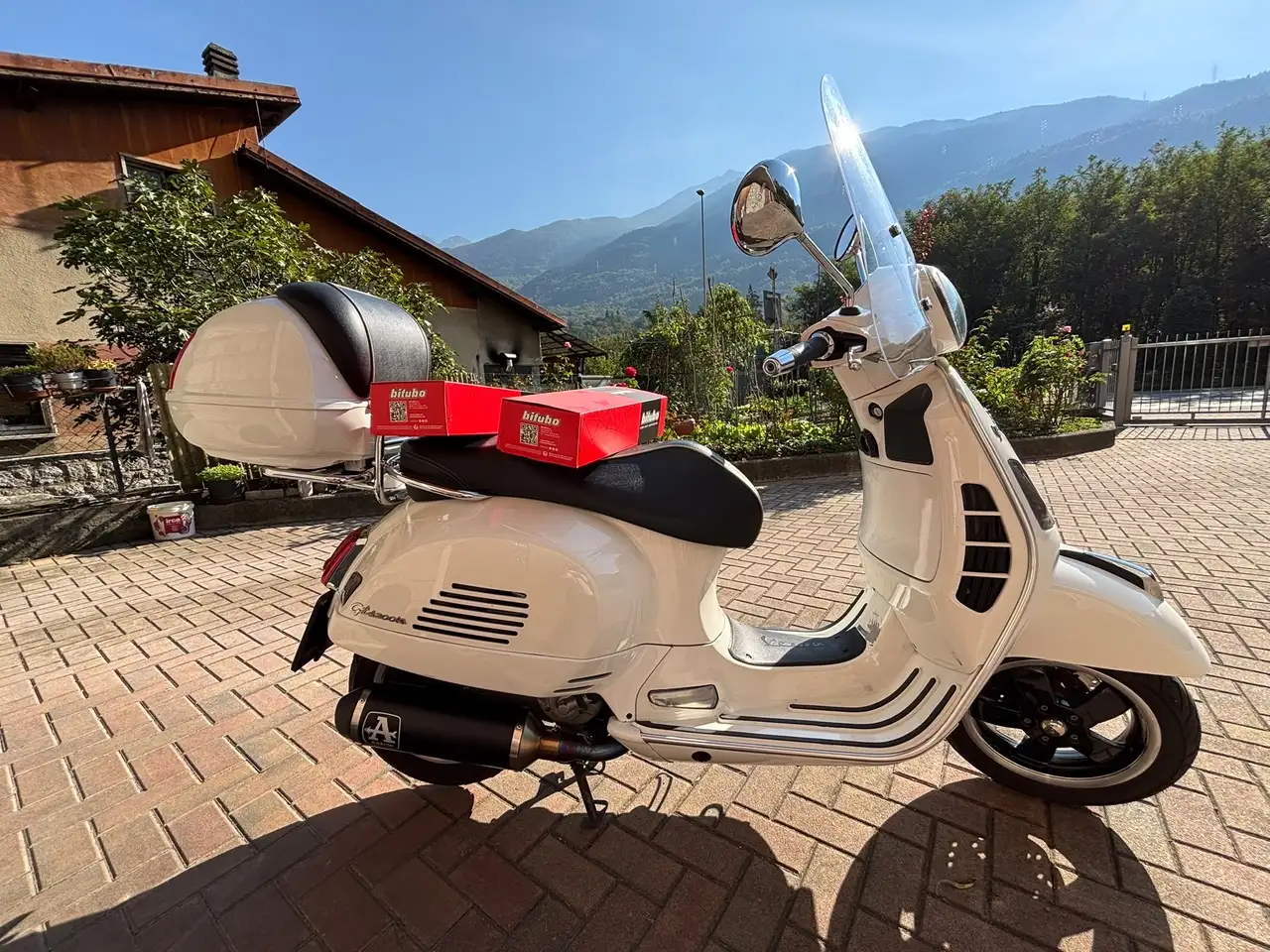 Vespa GTS Super 300