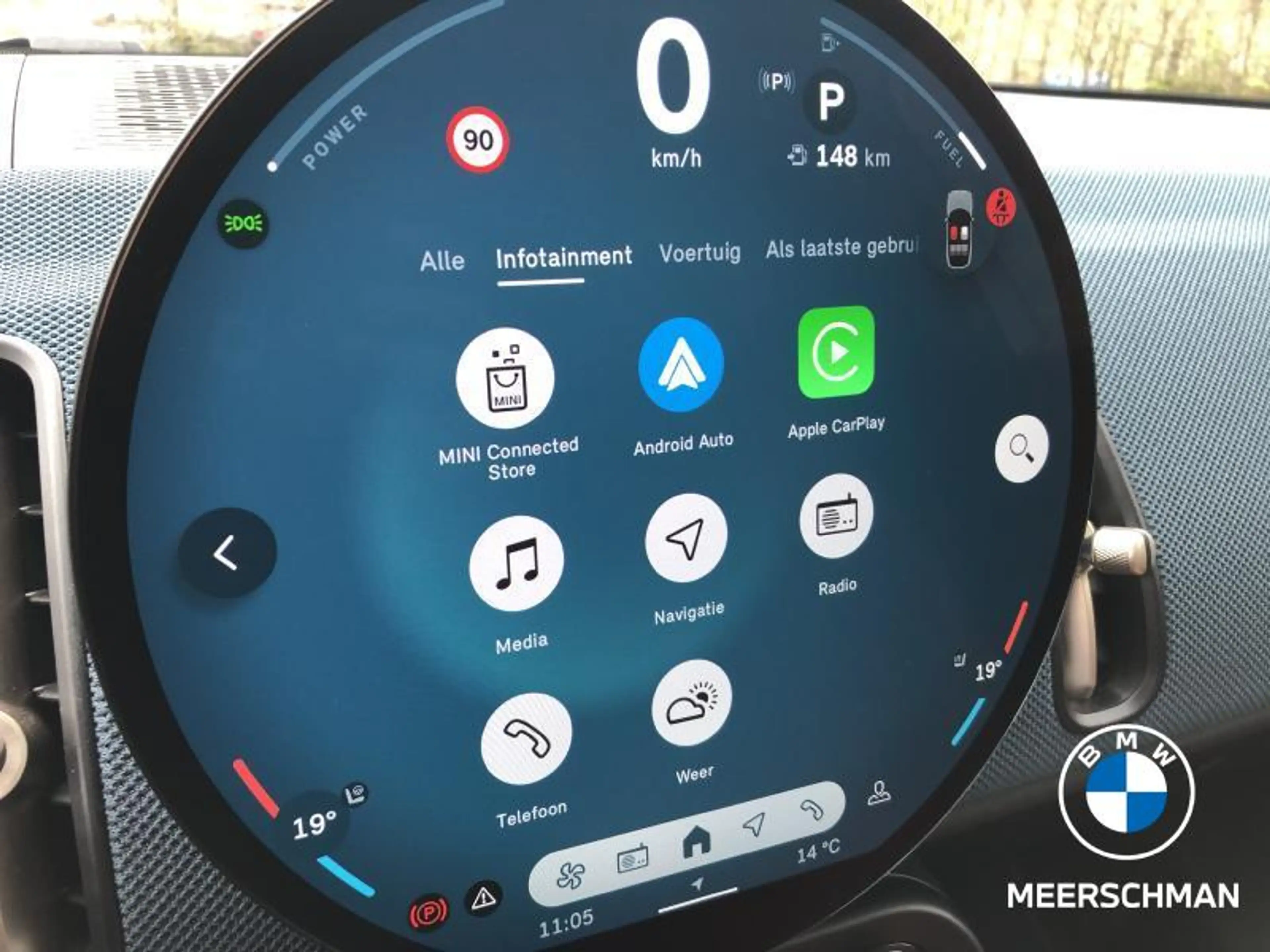 MINI Countryman C TREKH PANO HUD 21 — photo 15