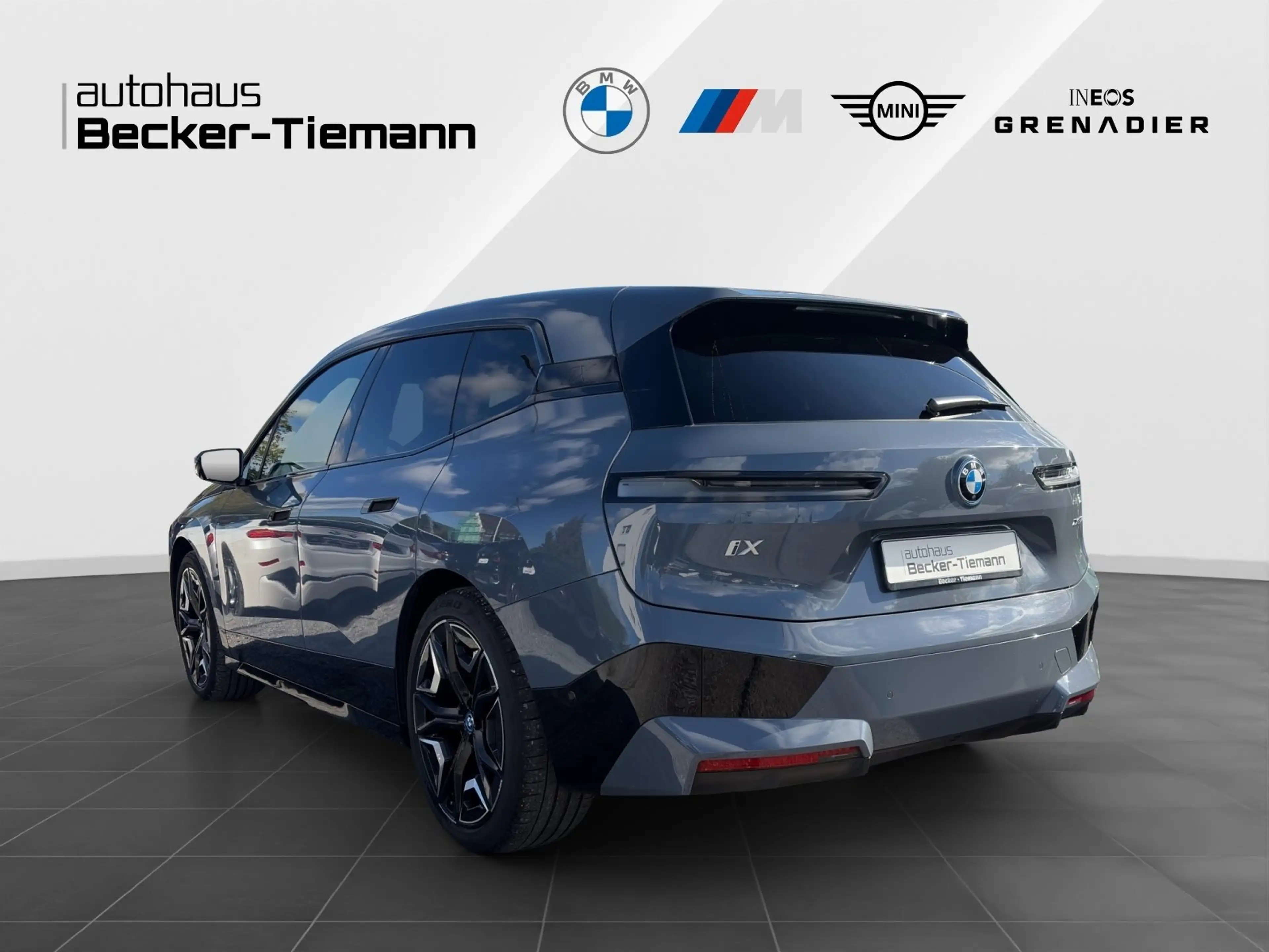 BMW iX xDrive50 | UPE 133.030,-| SkyLounge| Ahk| SoftClos — photo 4