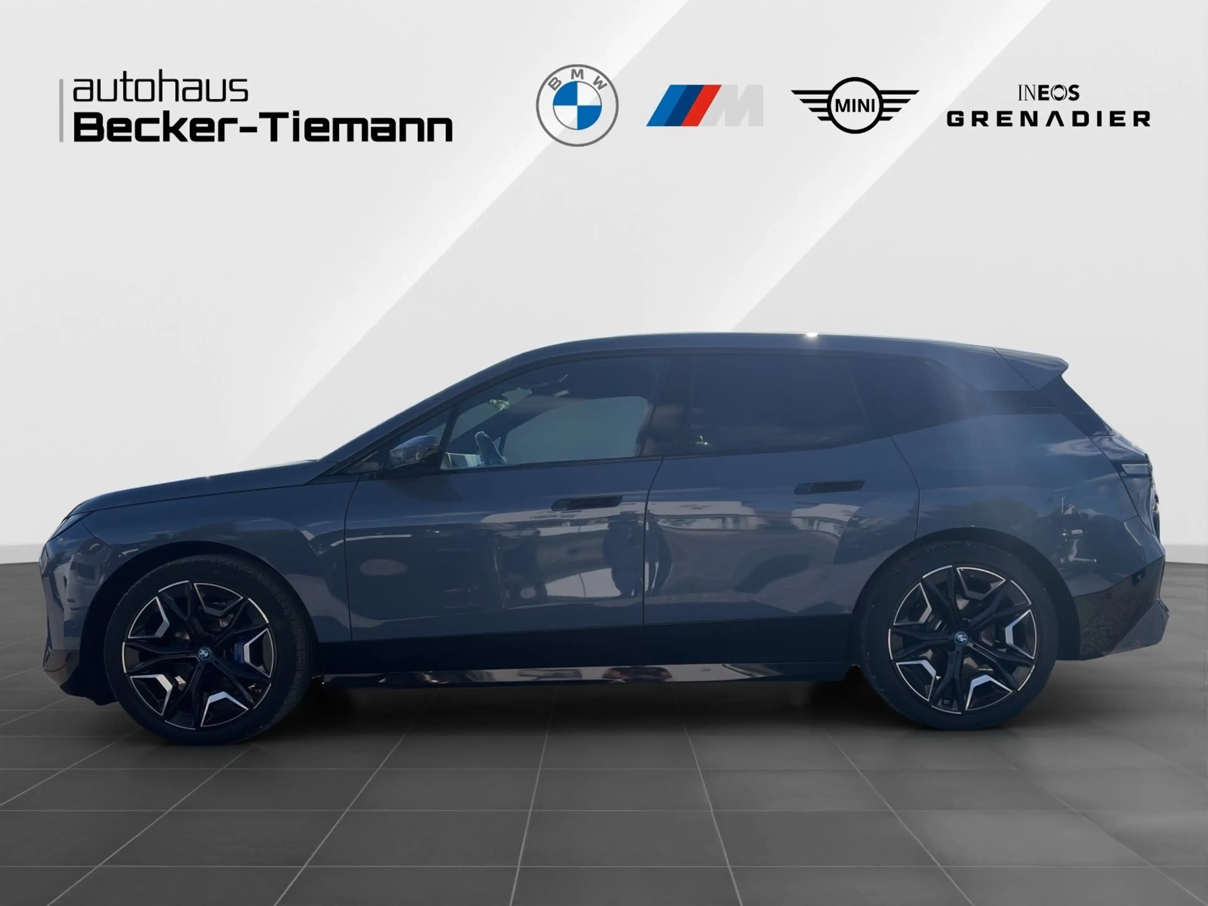 BMW iX xDrive50 | UPE 133.030,-| SkyLounge| Ahk| SoftClos — photo 3