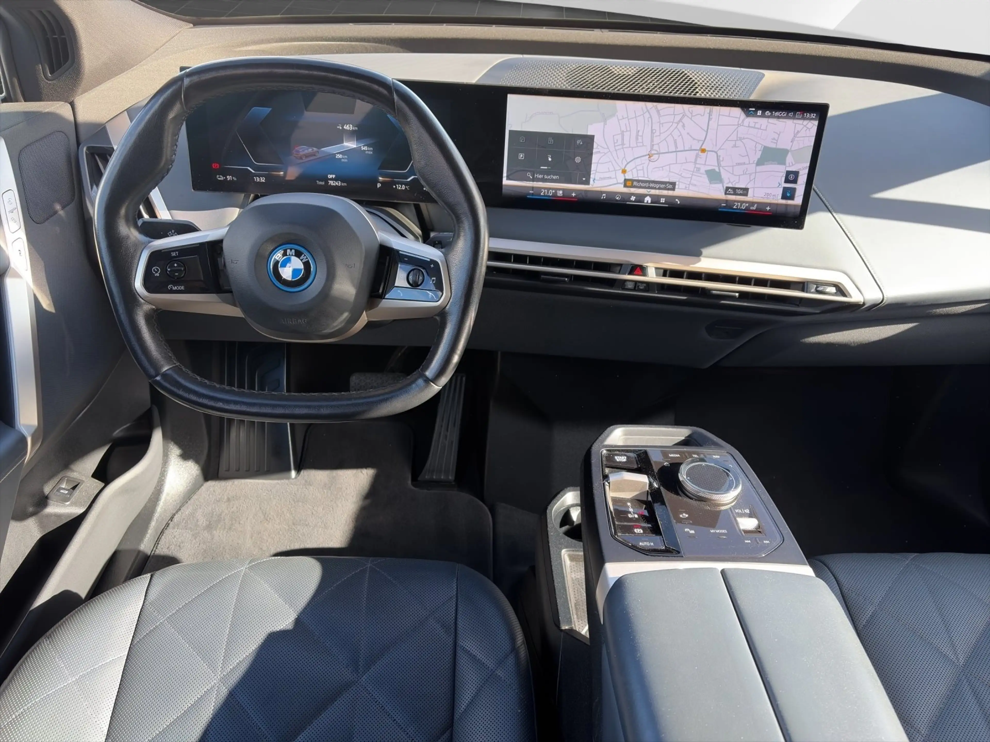 BMW iX xDrive50 | UPE 133.030,-| SkyLounge| Ahk| SoftClos — photo 9