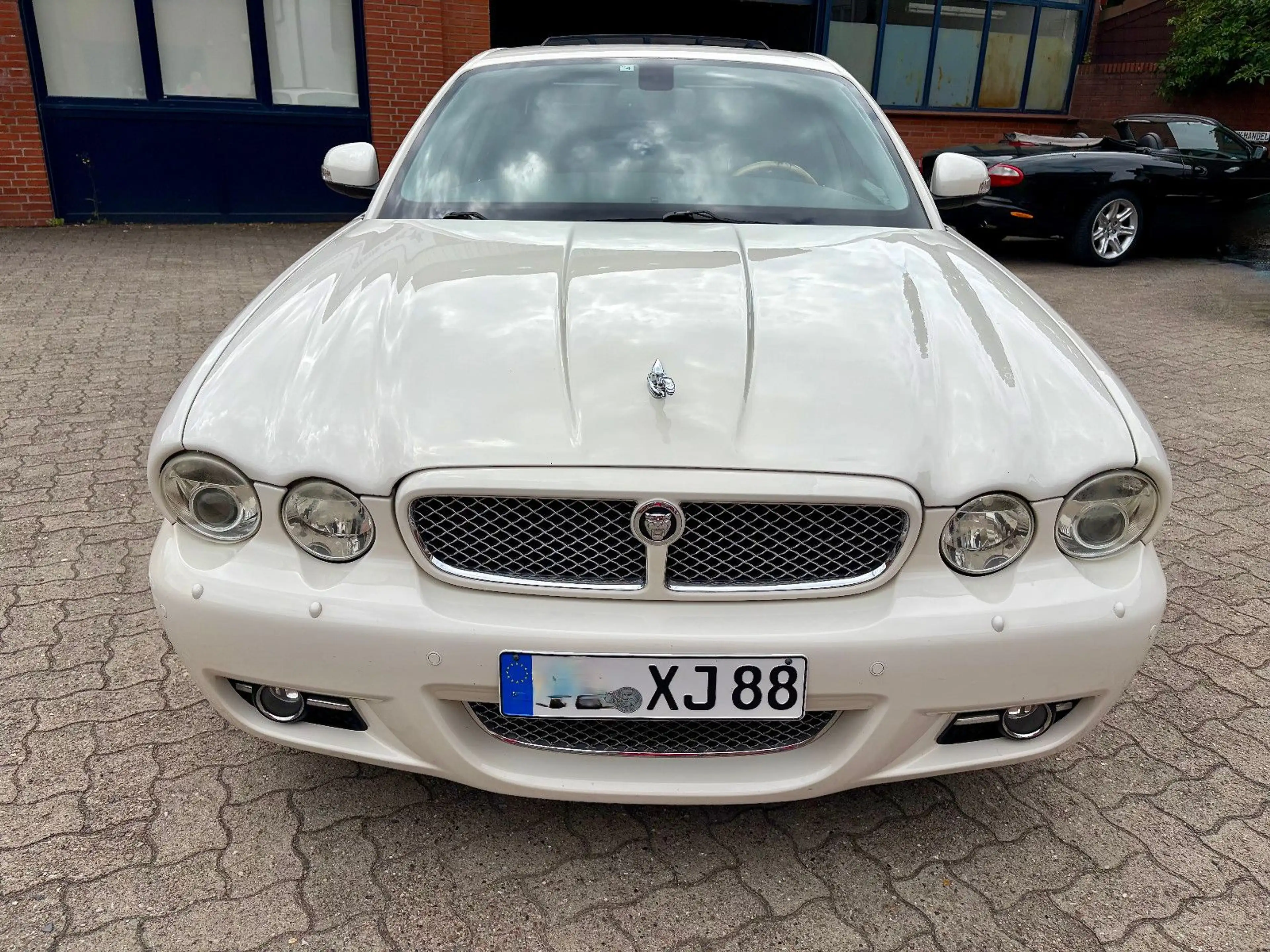 Jaguar XJ 4.2 XJ8 letzte Serie - sehr guter Sammlerzust — photo 3