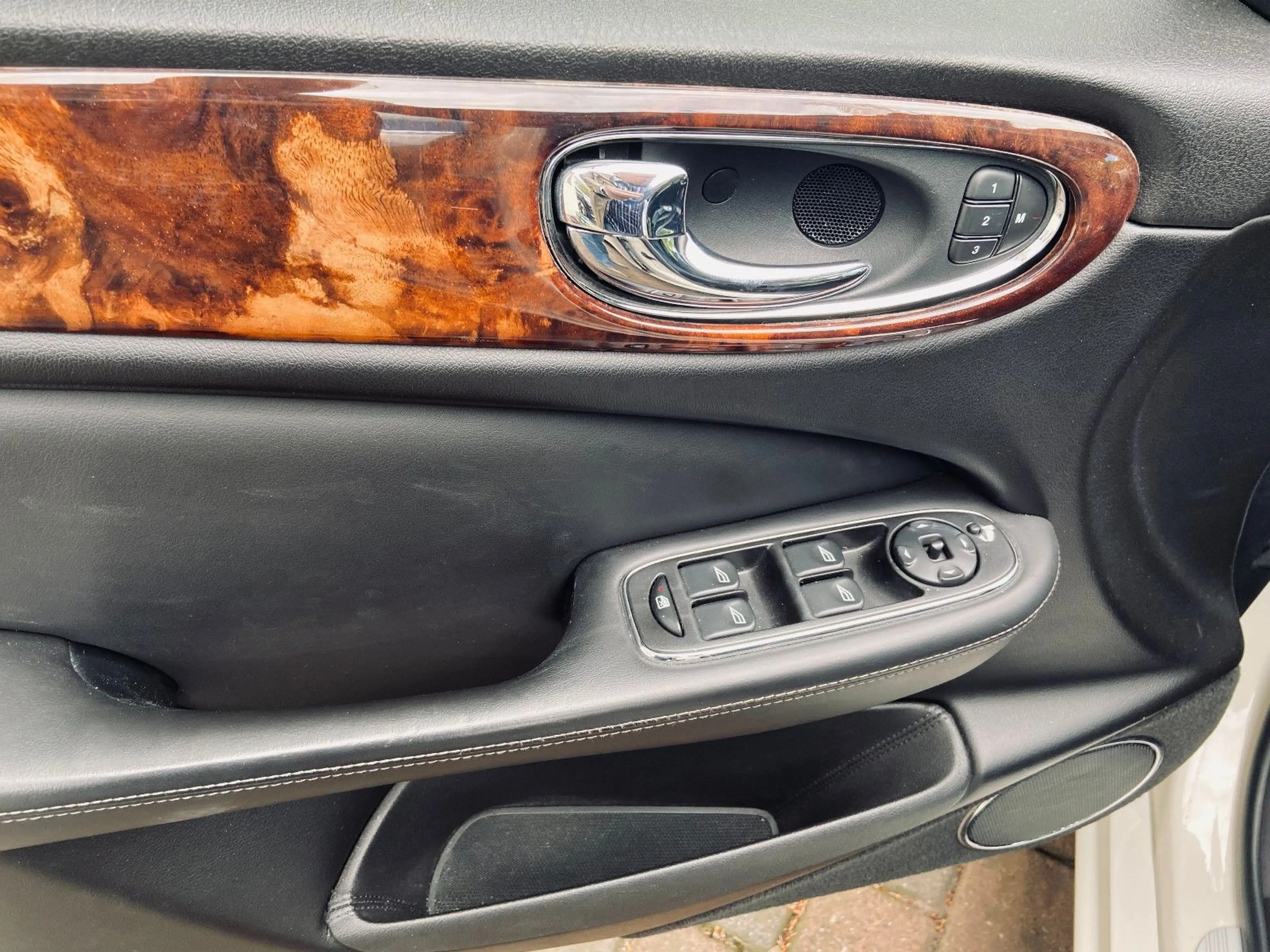 Jaguar XJ 4.2 XJ8 letzte Serie - sehr guter Sammlerzust — photo 13
