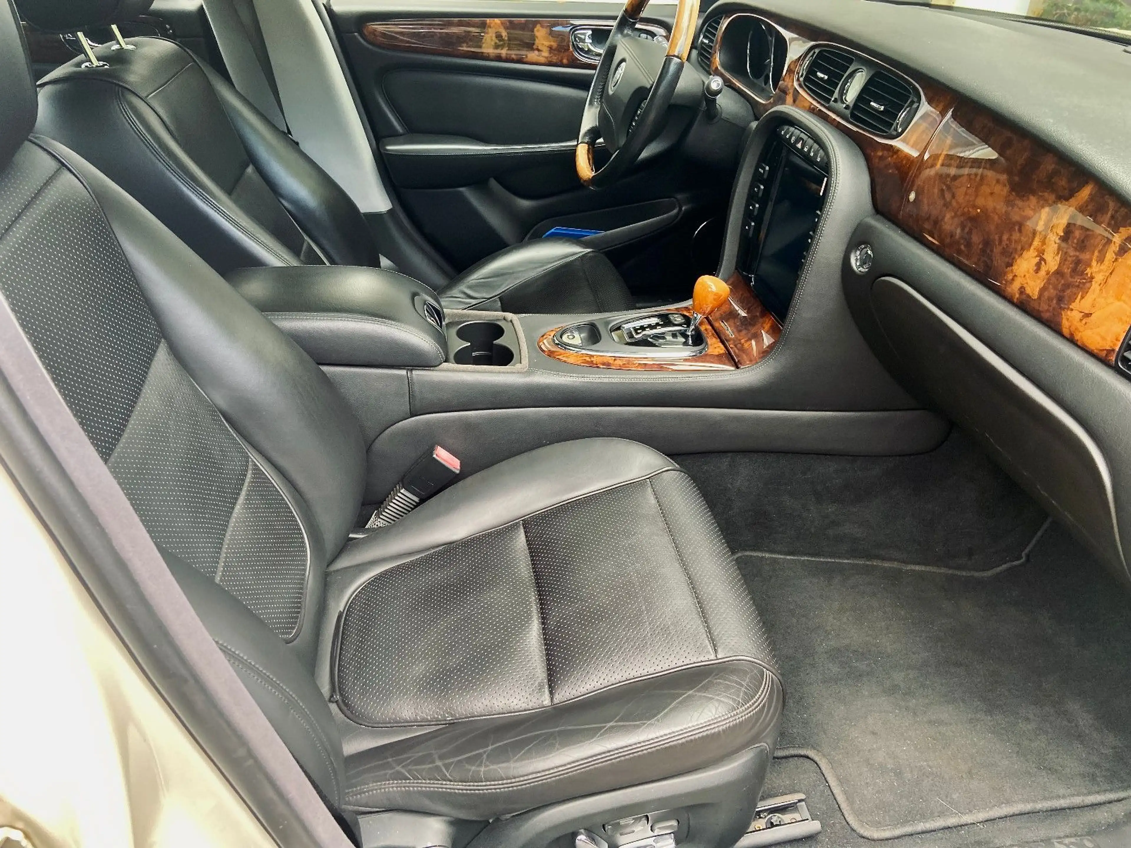 Jaguar XJ 4.2 XJ8 letzte Serie - sehr guter Sammlerzust — photo 10