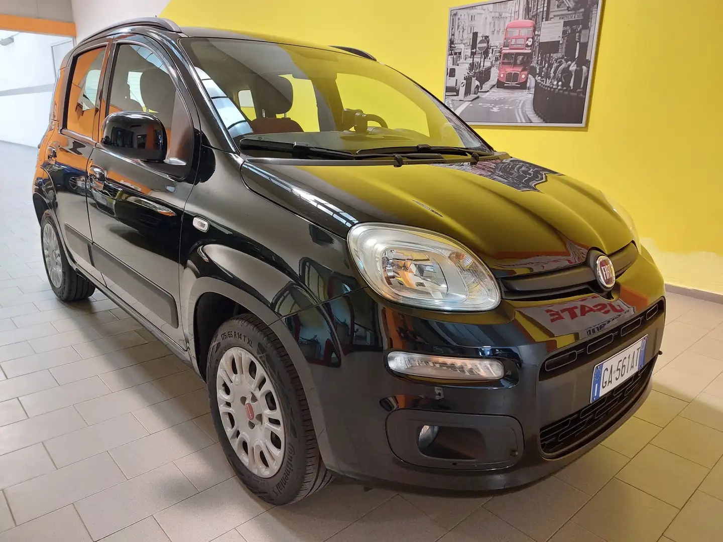 Fiat Panda PANDA 1.2 69CV UNICOPROPRIETARIO KM 53000 Nero - 2