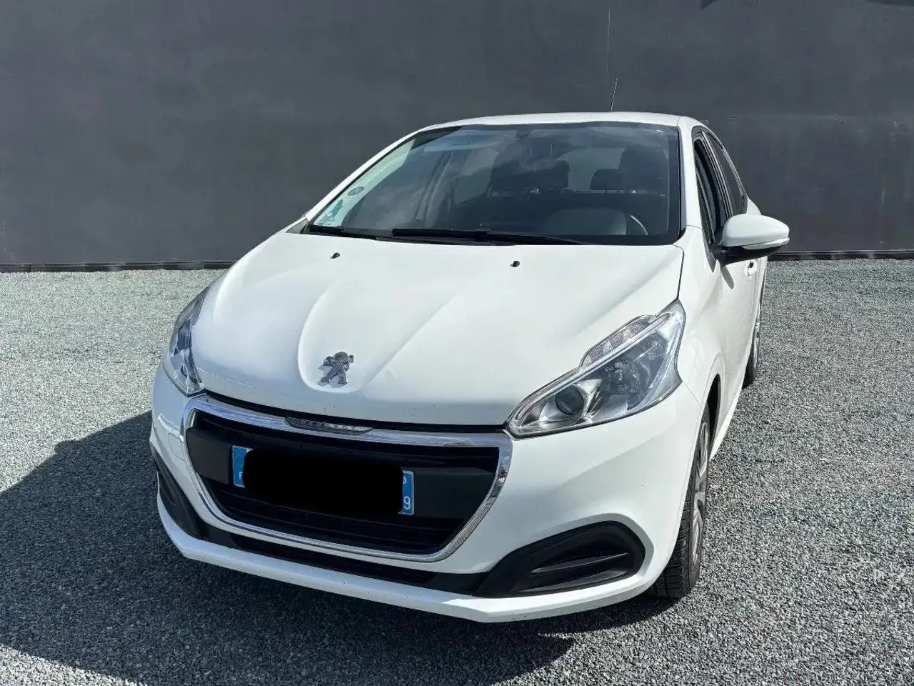 Peugeot 208 GENERATION-I 1.2 -VTI 80 GARANTIE 1 AN D