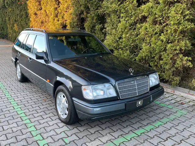 Mercedes-Benz E 320 Kombi/Ausnahmezustand/7 Sitze/Klima