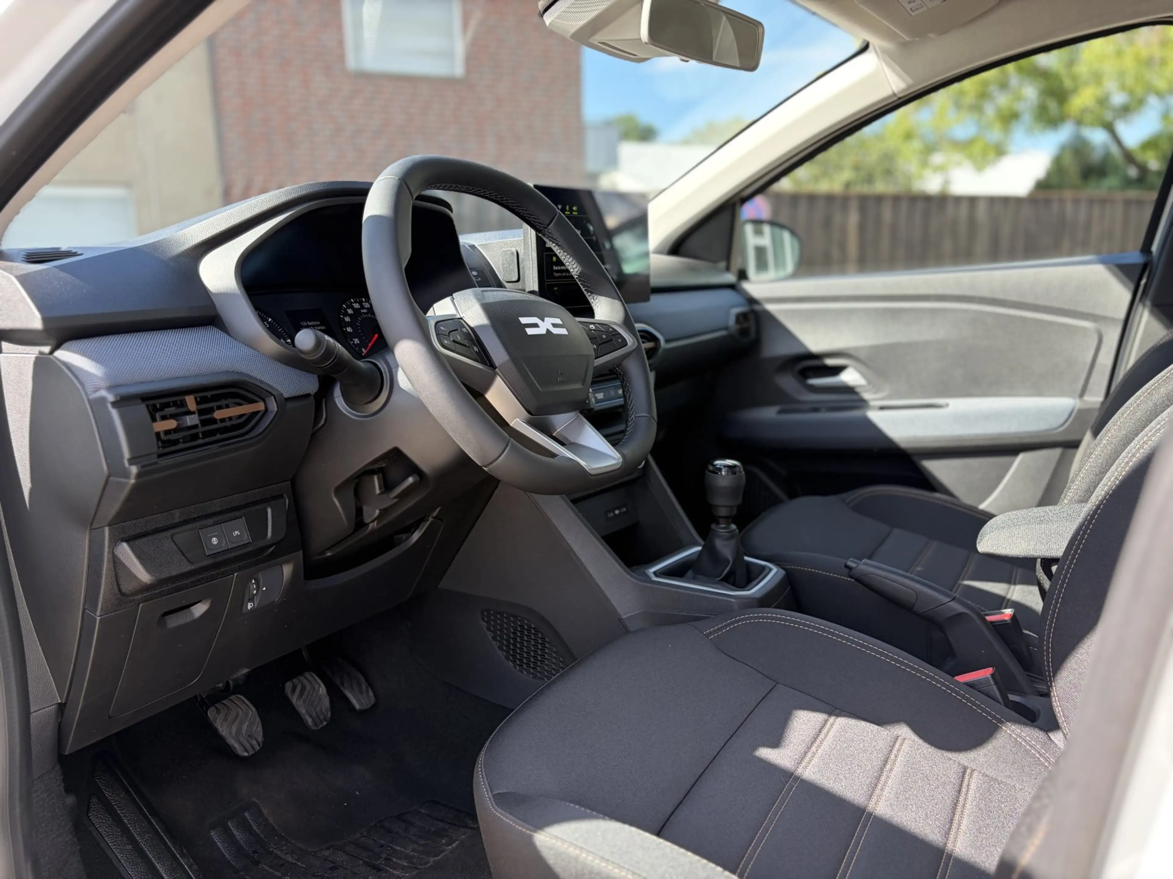 Dacia Sandero III Stepway Expression TCe 120 ECO-G *RFK *SHZ — photo 11