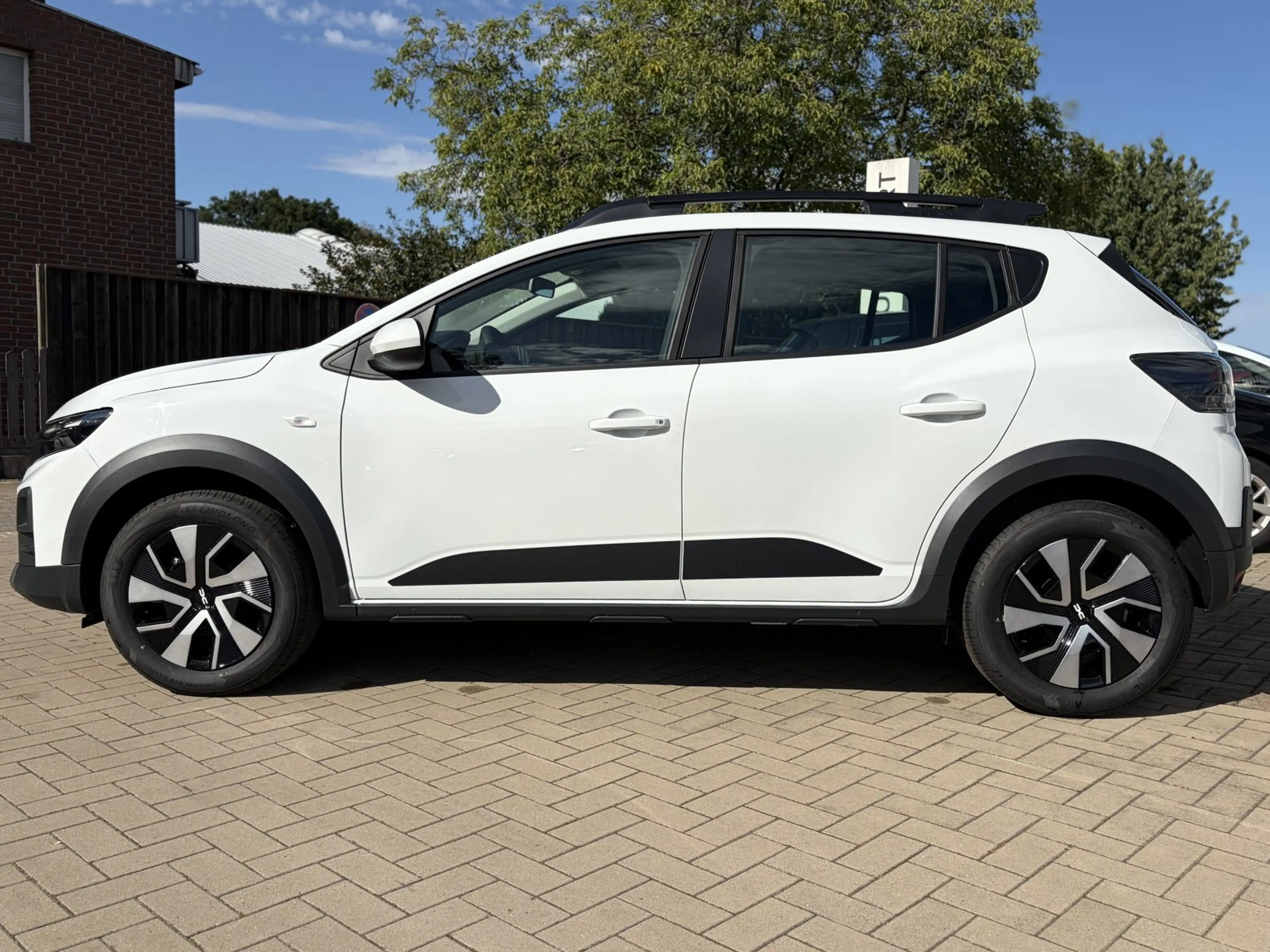 Dacia Sandero III Stepway Expression TCe 120 ECO-G *RFK *SHZ — photo 10